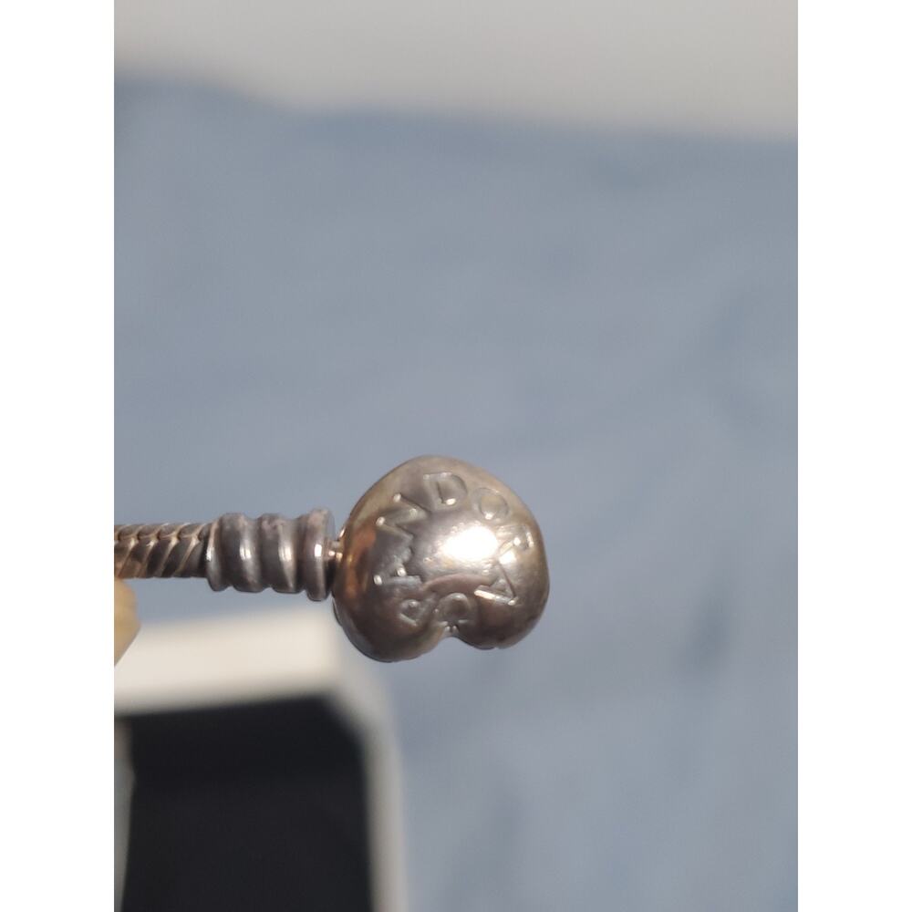 Authentic PANDORA Moments Heart Clasp Snake Chain Charm Bracelet W/ Box - Picture 2 of 16